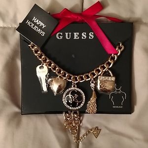 Guess necklace (BRAND-NEW!)